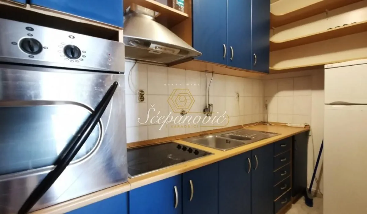 Prodaja, dvosoban stan, 53m², Bulevar Oslobodjenja, Novi Sad Sve Podlokacije