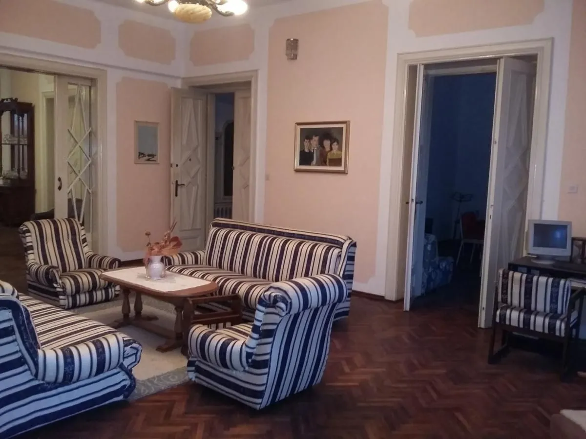 Sale, house, 385m², Centar, Bačka Topola