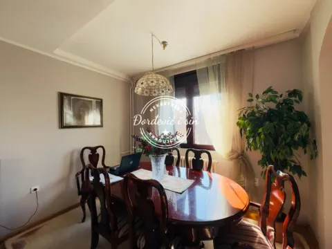 Sale, five bedroom apartment, 151m², Vašarište, Kragujevac - image 6
