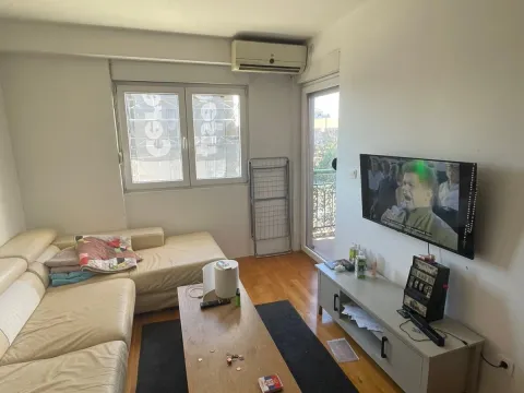 Izdavanje, jednosoban stan, 36m², 1 maj, Podgorica - image 2