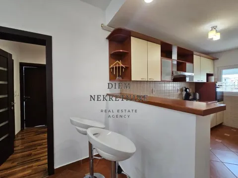 Rent, three bedroom apartment, 120m², Centar, Bar - image 10