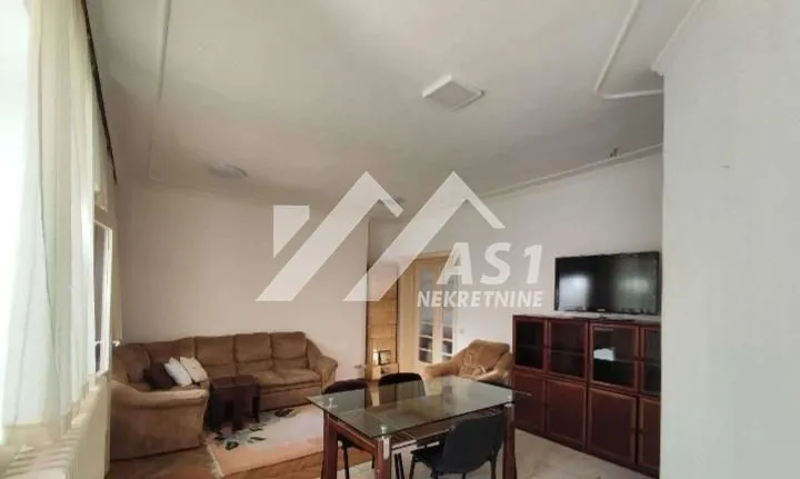 Izdavanje, trosoban stan, 79m², Grbavica, Novi Sad Sve Podlokacije