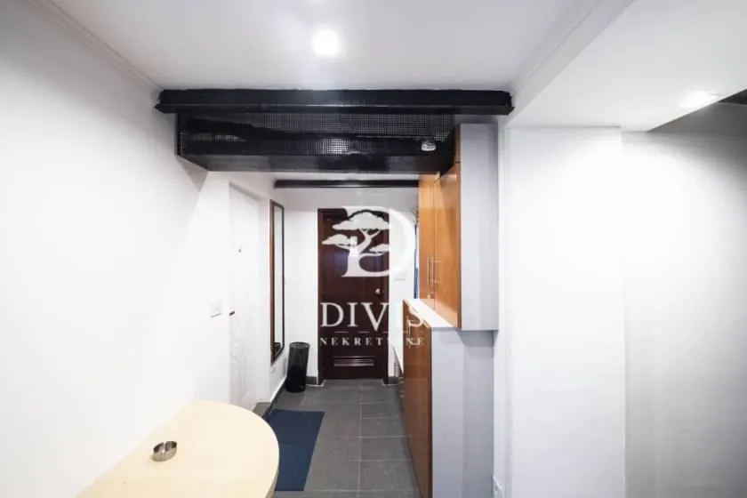 Sale, one bedroom apartment, 33m², Stari Grad, Beograd