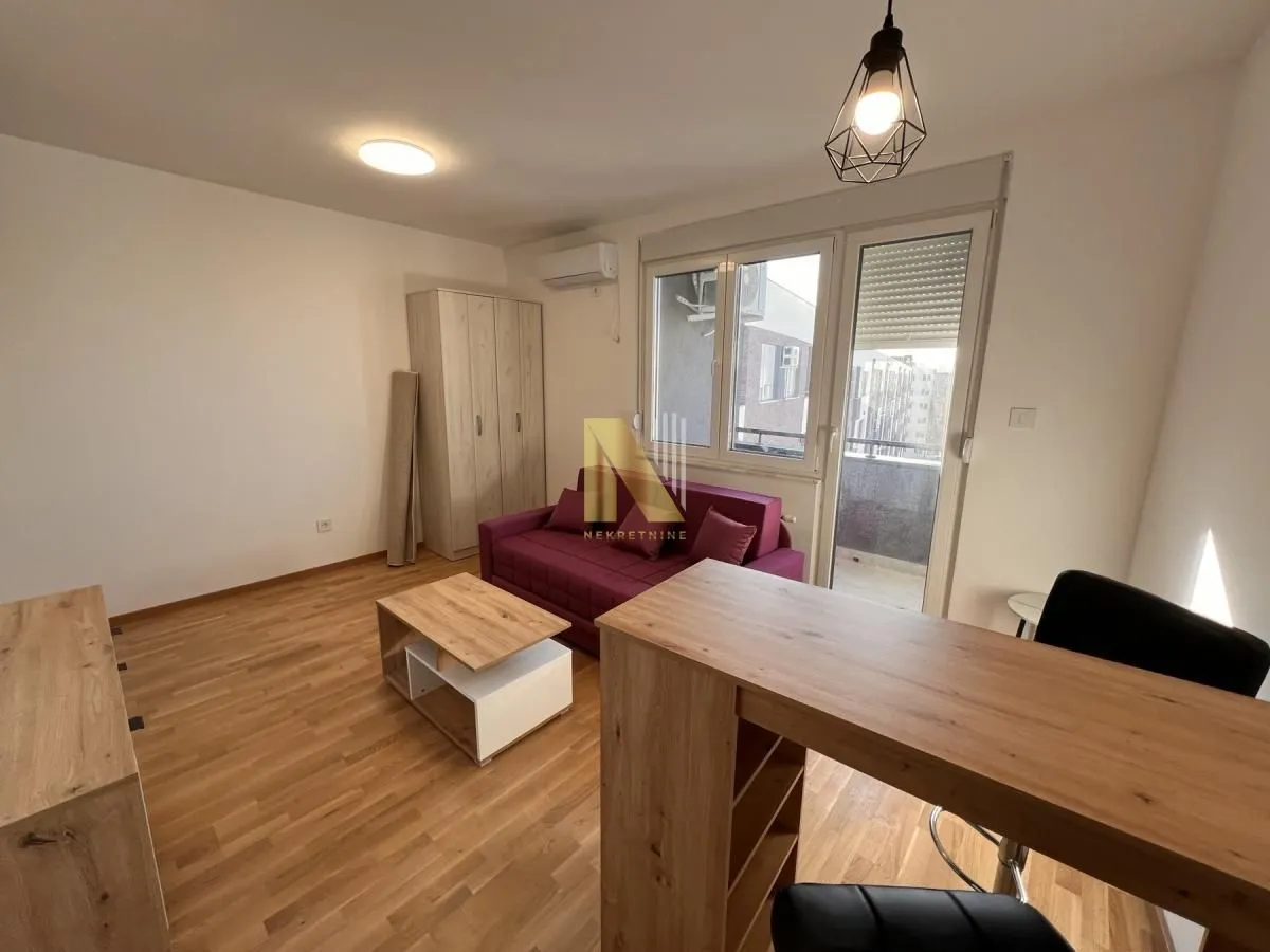 Izdavanje, garsonjera, 30m², Avijatičarsko naselje, Novi Sad Sve Podlokacije