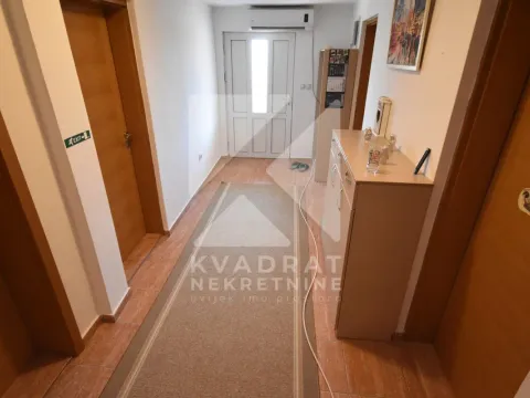 Prodaja, kuća, 220m², Donji Kokoti, Podgorica - image 12