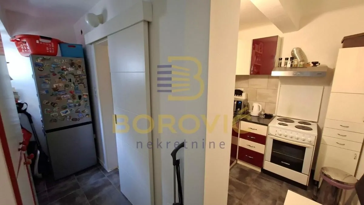 Prodaja, dvosoban stan, 44m², Stari Grad, Beograd