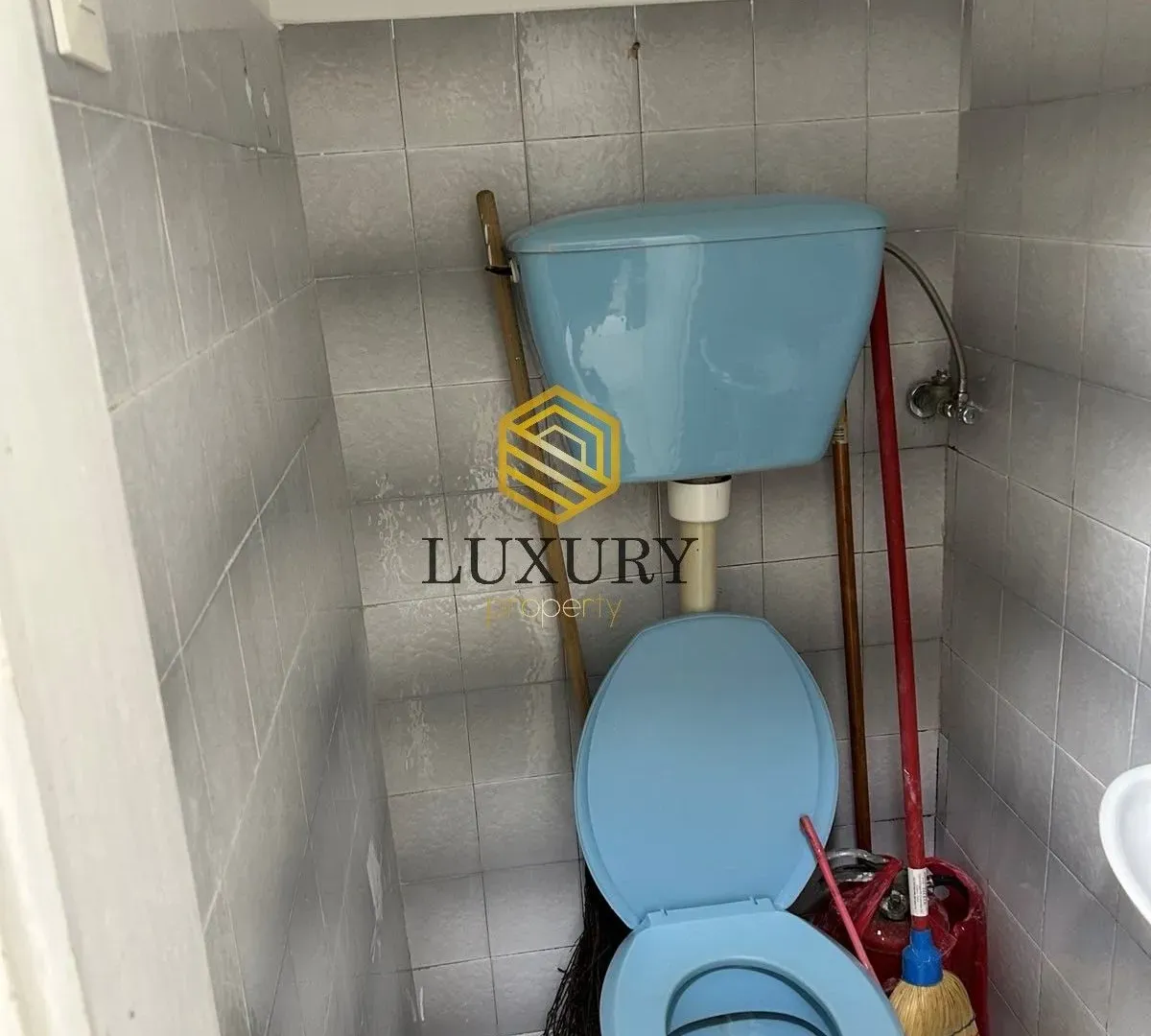 Rent, office space, 16m², Lepa Kata, Podgorica