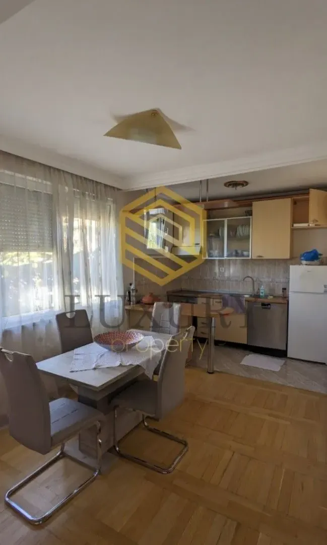 Izdavanje, jednosoban stan, 55m², Preko Morače, Podgorica