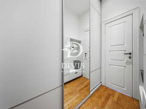 Sale, house, 500m², Zvezdin Stadion, Beograd - image 7