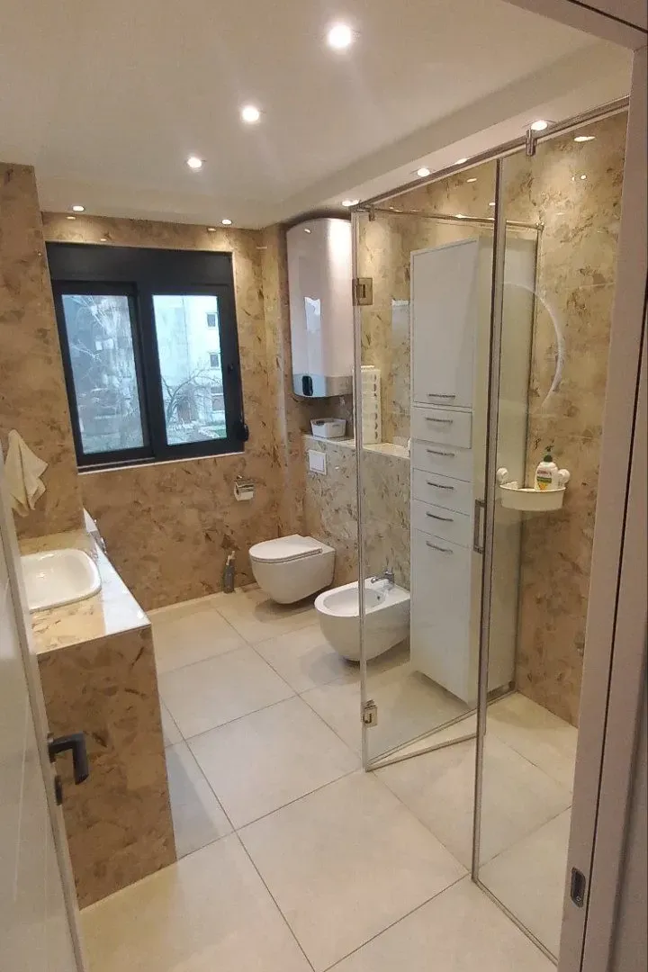 Rent, house, 168m², Gornja Gorica, Podgorica