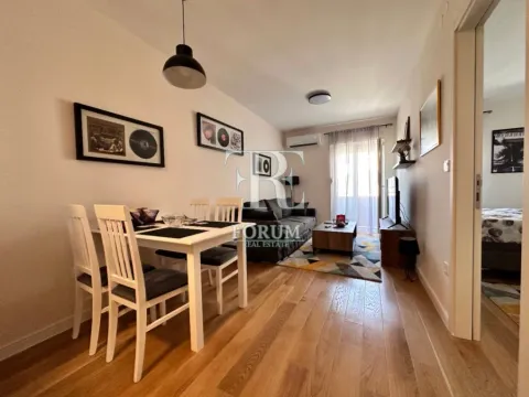 Izdavanje, jednosoban stan, 41m², Central Point, Podgorica - image 4