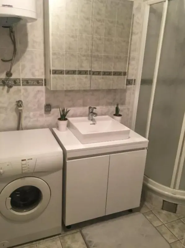 Prodaja, dvosoban stan, 75m², Petrovac, Budva