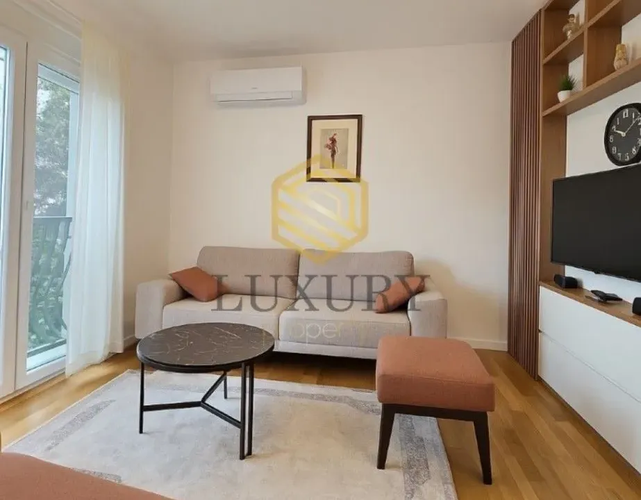 Prodaja, jednosoban stan, 32m², Ljubović, Podgorica