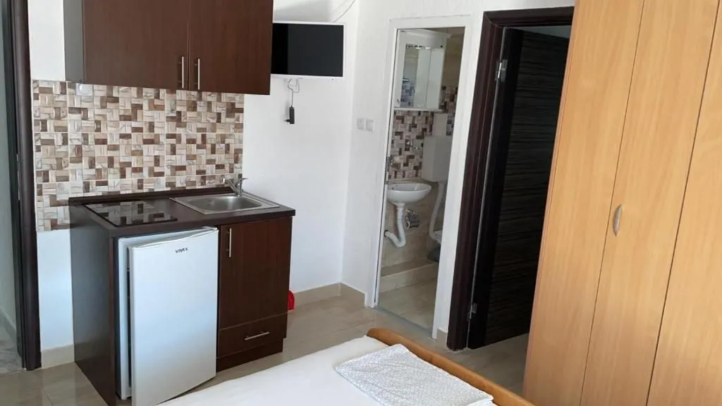 Prodaja, kuća, 350m², Sutomore, Bar