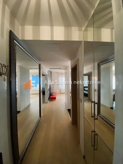 Rent, three bedroom apartment, 105m², Savski Venac, Beograd