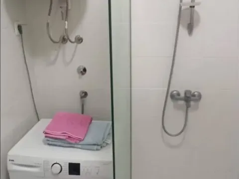 Izdavanje, jednosoban stan, 46m², Stari Aerodrom, Podgorica - image 8