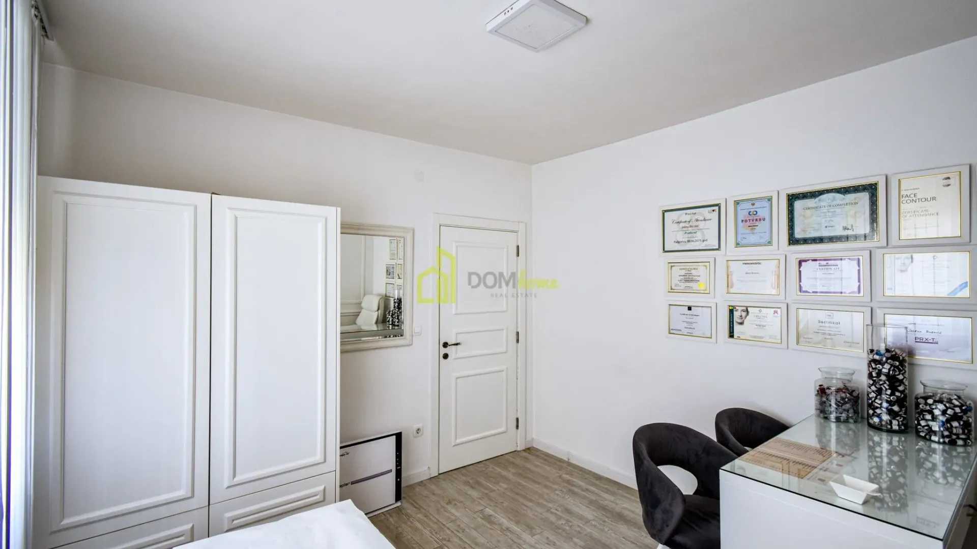 Prodaja, dvosoban stan, 56m², Centar, Podgorica