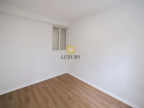 Prodaja, dvosoban stan, 62m², Stari Aerodrom, Podgorica - image 3