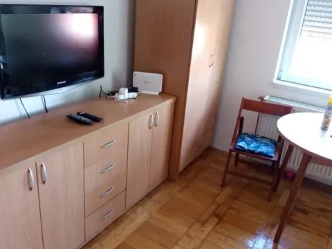 Rent, studio apartment, 26m², Salajka, Novi Sad Sve Podlokacije - image 3