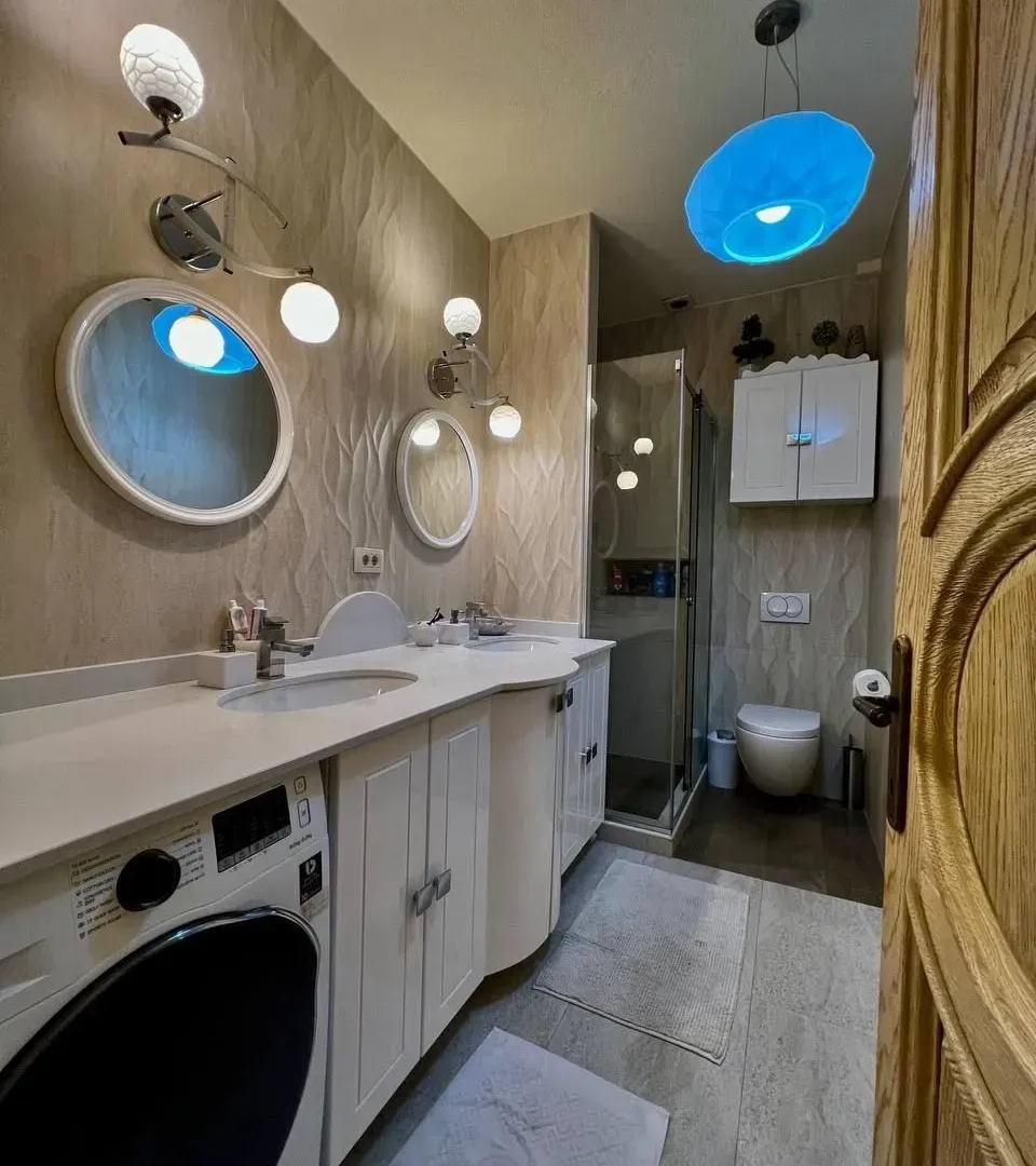 Izdavanje, jednosoban stan, 60m², Stari Grad Kotor, Kotor