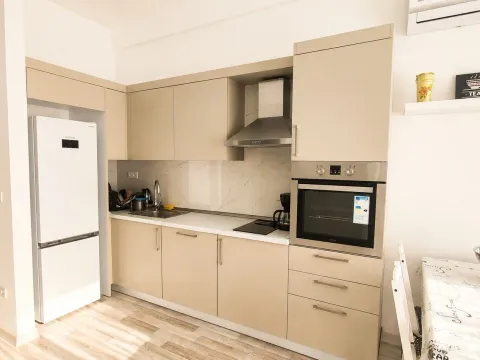 Rent, studio apartment, 36m², Centar, Bar - image 4