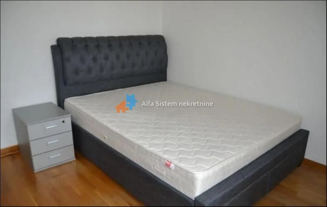Rent, four bedroom apartment, 135m², Savski Venac, Beograd