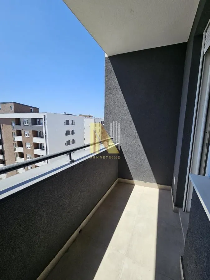 Izdavanje, garsonjera, 30m², Avijatičarsko naselje, Novi Sad Sve Podlokacije
