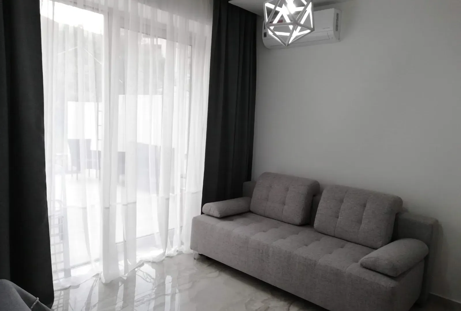 Prodaja, garsonjera, 54m², Rafailovići, Budva
