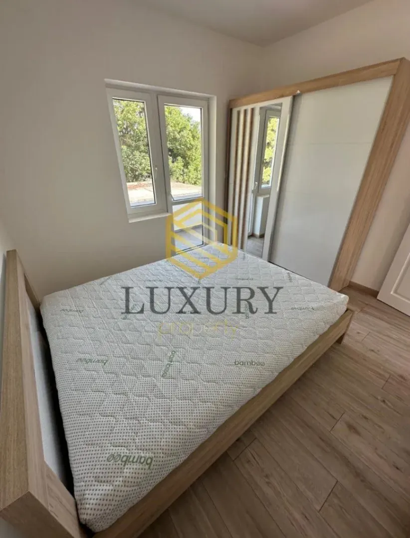 Rent, house, 200m², Sutomore, Bar