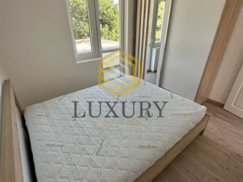 Izdavanje, kuća, 200m², Sutomore, Bar - image 3