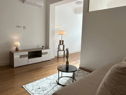 Prodaja, stan, 68m², Tivat, Crna Gora - image 4
