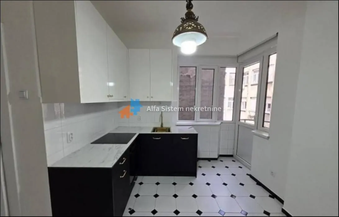 Izdavanje, stan, 136m², Stari Grad, Beograd