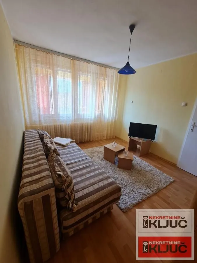 Prodaja, dvosoban stan, 56m², Železnička Stanica, Novi Sad Sve Podlokacije