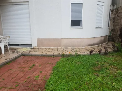 Prodaja, jednosoban stan, 35m², Ulcinj, Crna Gora - image 9