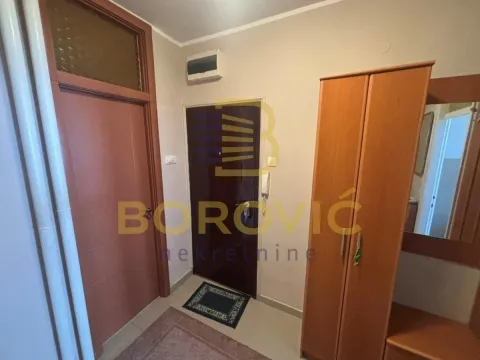 Izdavanje, dvosoban stan, 48m², Gradska Bolnica, Zvezdara Sve Podlokacije - image 9