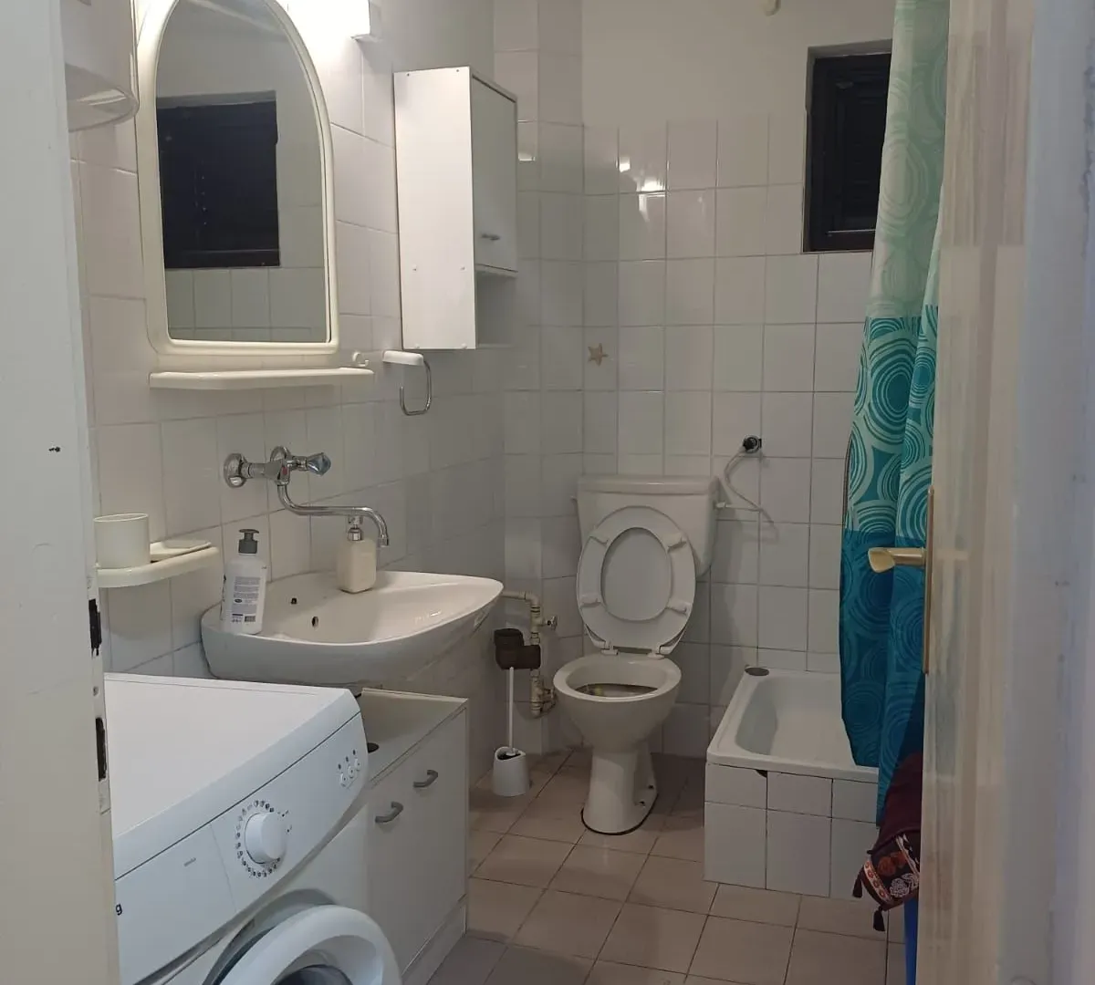 Rent, one bedroom apartment, 42m², Bijeli Do, Budva