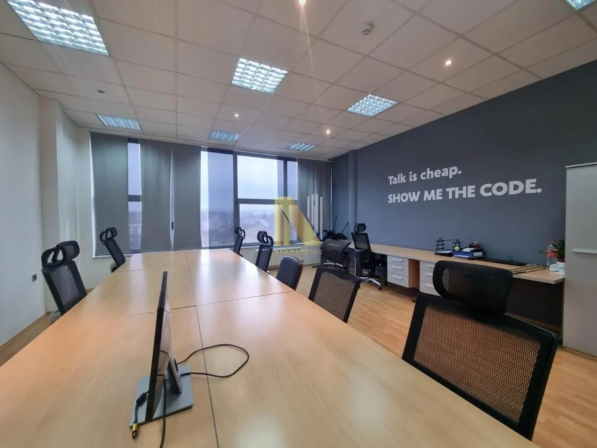 Rent, office space, 736m², Salajka, Novi Sad Sve Podlokacije