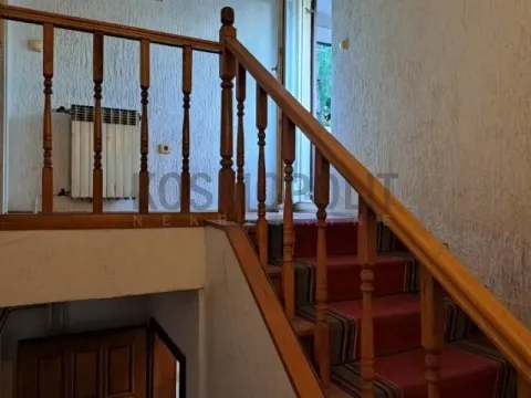 Prodaja, kuća, 250m², Karaburma, Palilula Sve Podlokacije - image 8