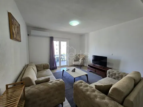 Izdavanje, stan, 105m², Tivat, Crna Gora - image 4