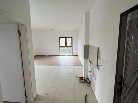 Sale, one bedroom apartment, 45m², Zabjelo, Podgorica - image 2