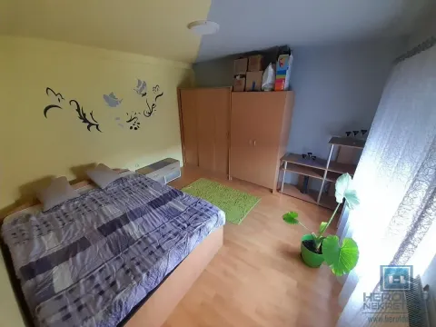 Prodaja, kuća, 240m², Tabane, Jagodina - image 19