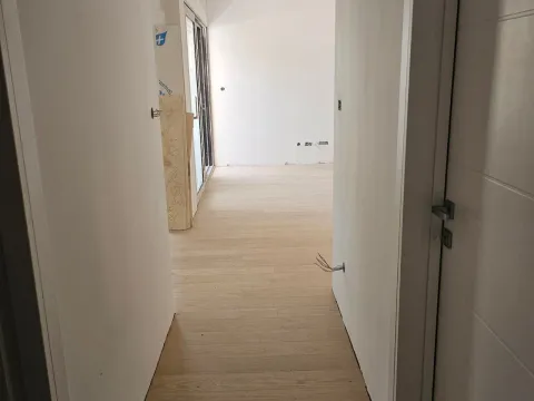 Prodaja, dvosoban stan, 52m², Dobrota, Kotor - image 10