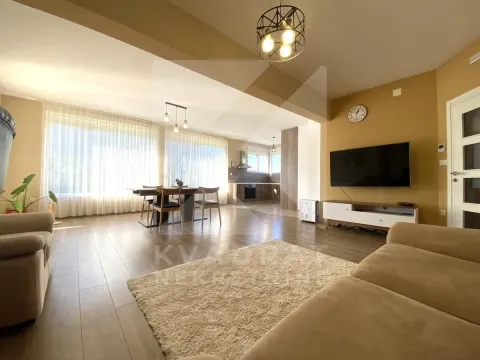Rent, house, 146m², Tološi, Podgorica - image 2