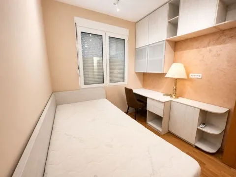 Rent, two bedroom apartment, 58m², Blok 9, Podgorica - image 8