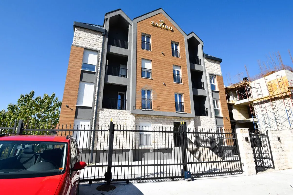 Prodaja, dvosoban stan, 58m², Kolašin, Crna Gora