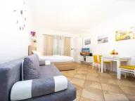 Sale, studio apartment, 37m², Rafailovići, Budva - image 1