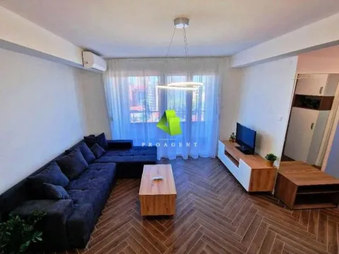 Rent, one bedroom apartment, 50m², Čair, Niš - image 9