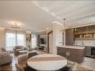 Izdavanje, trosoban stan, 130m², Kosančićev Venac, Beograd - image 8