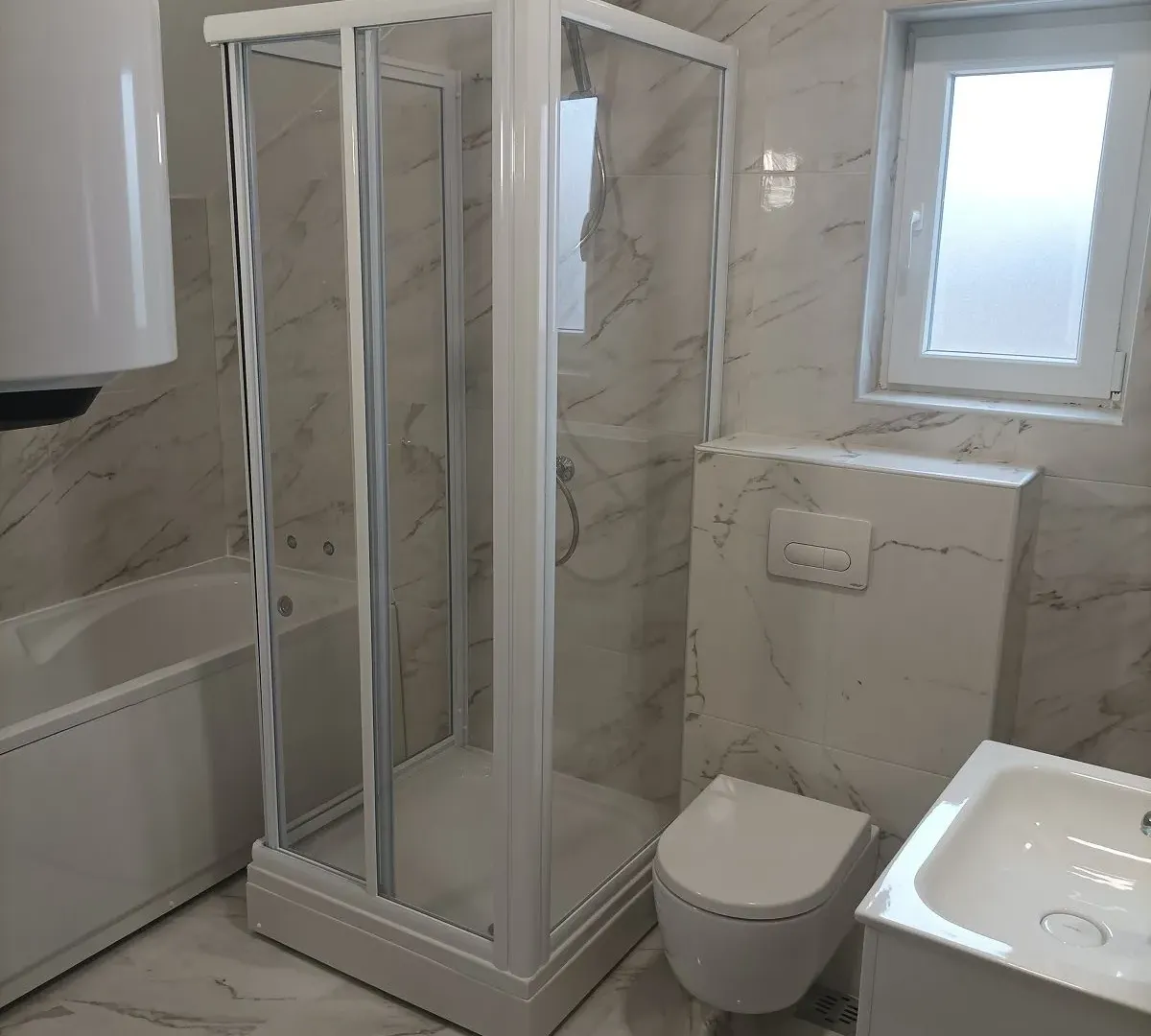 Prodaja, trosoban stan, 108m², Autokomanda, Voždovac Sve Podlokacije