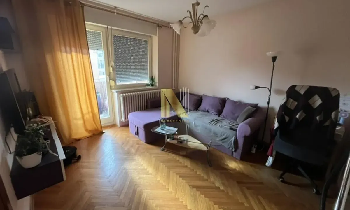 Izdavanje, jednosoban stan, 42m², Bulevar Oslobodjenja, Novi Sad Sve Podlokacije